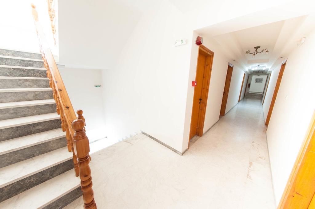 Yannis Hotel Krinídhes 외부 사진